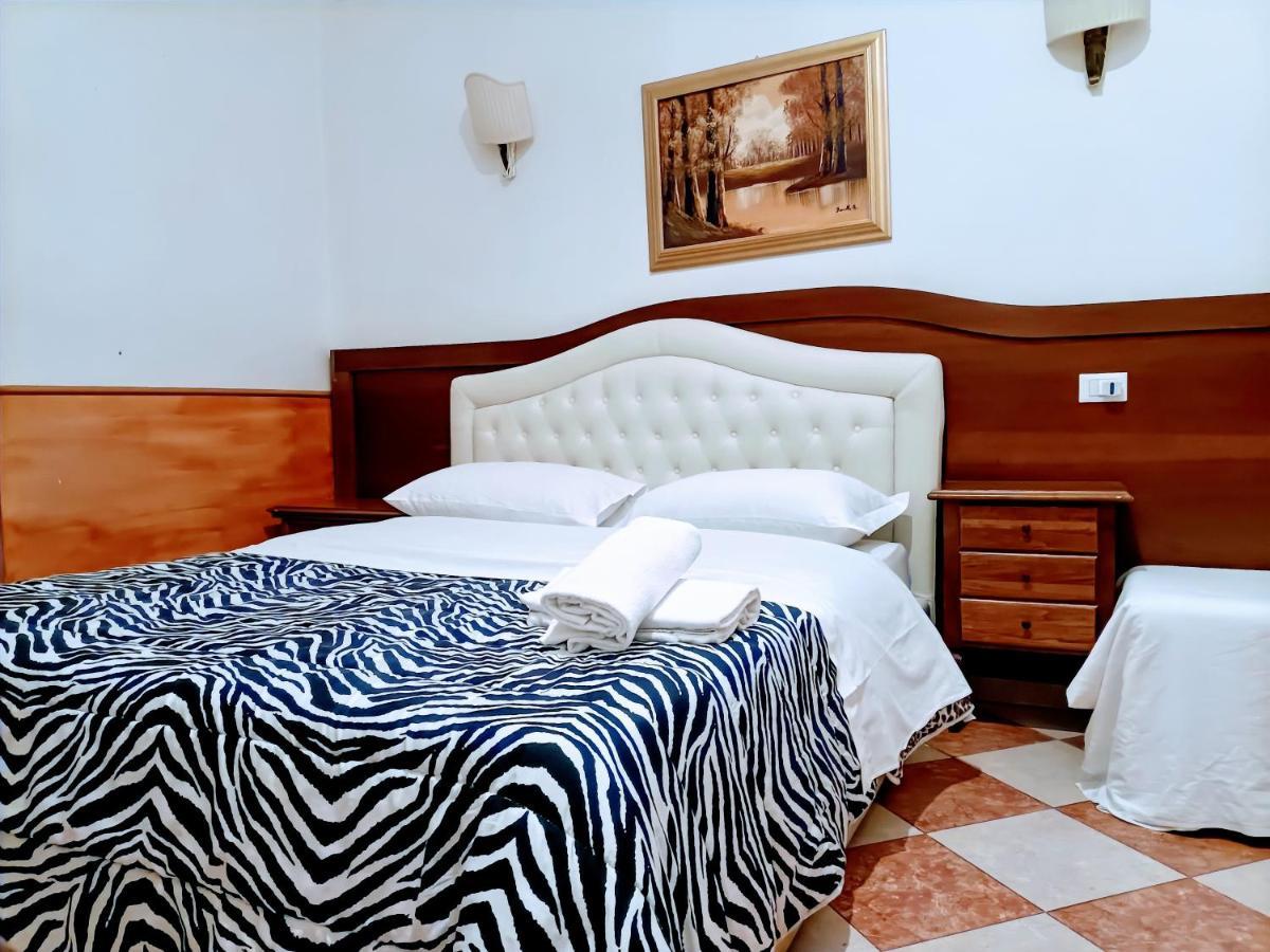 Cattaneo Accomodation Rome Kamer foto